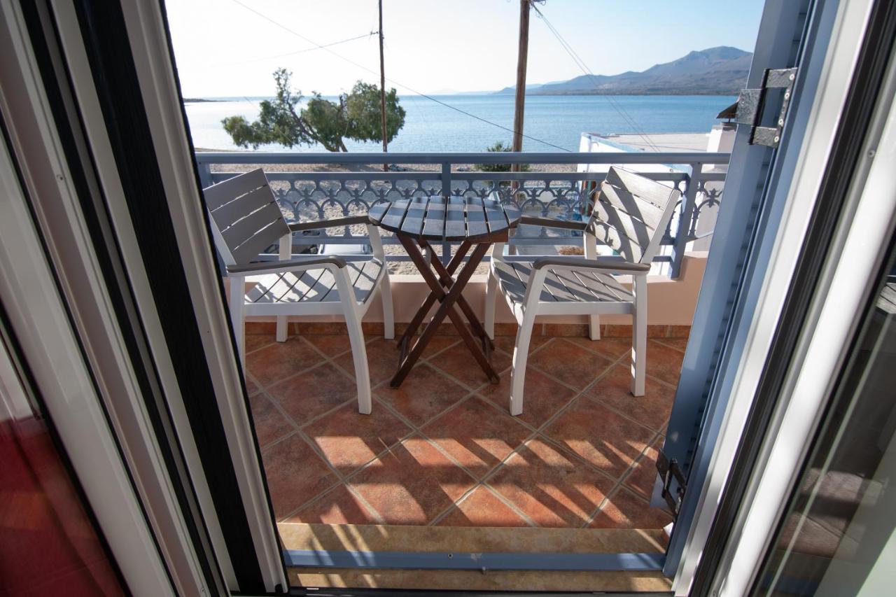 Coralli Rooms & Restaurant Elafonissos Eksteriør billede