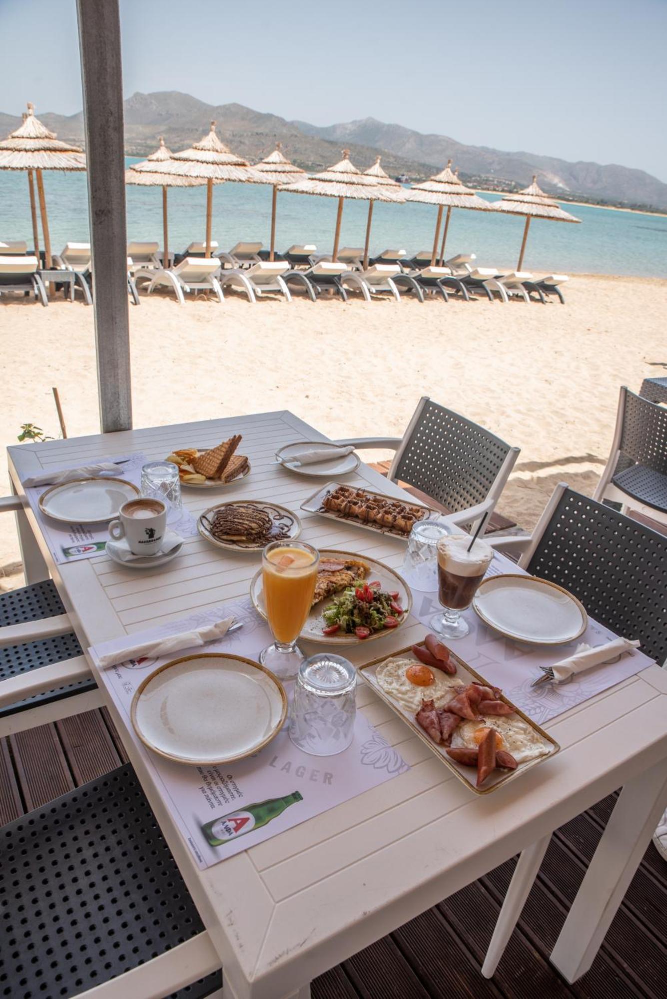 Coralli Rooms & Restaurant Elafonissos Eksteriør billede