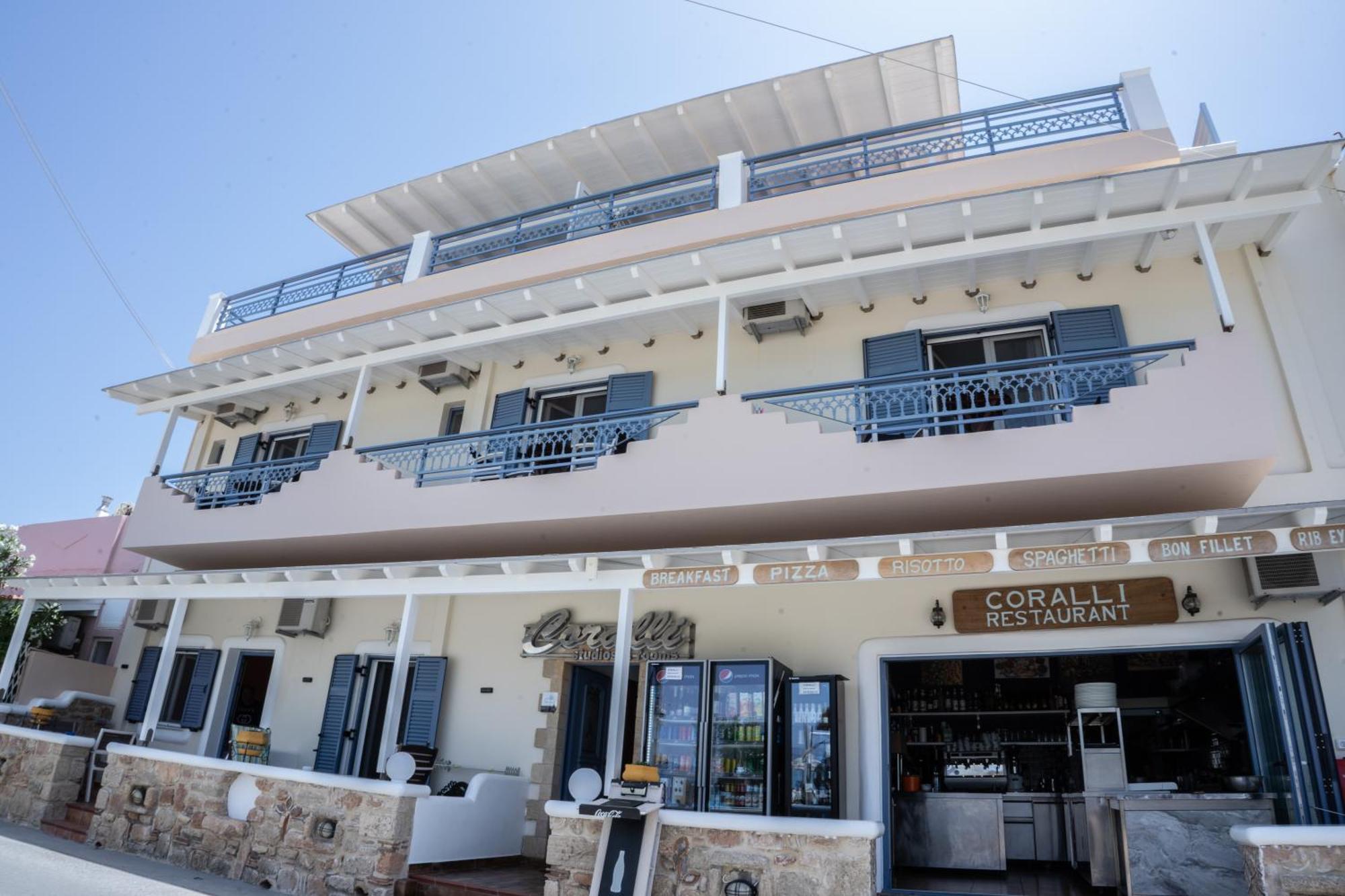 Coralli Rooms & Restaurant Elafonissos Eksteriør billede