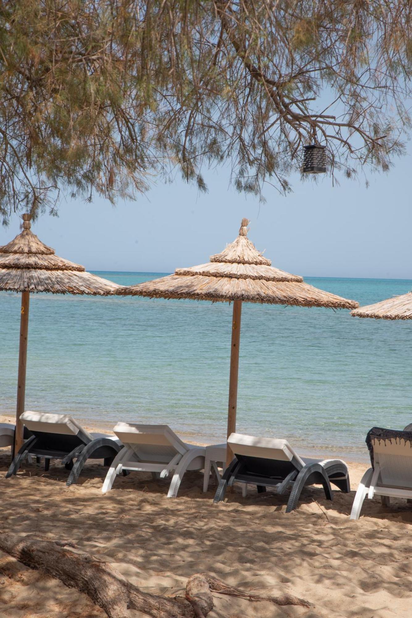Coralli Rooms & Restaurant Elafonissos Eksteriør billede