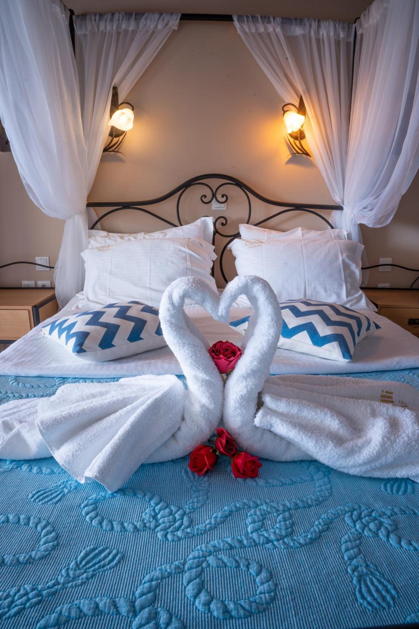 Coralli Rooms & Restaurant Elafonissos Eksteriør billede